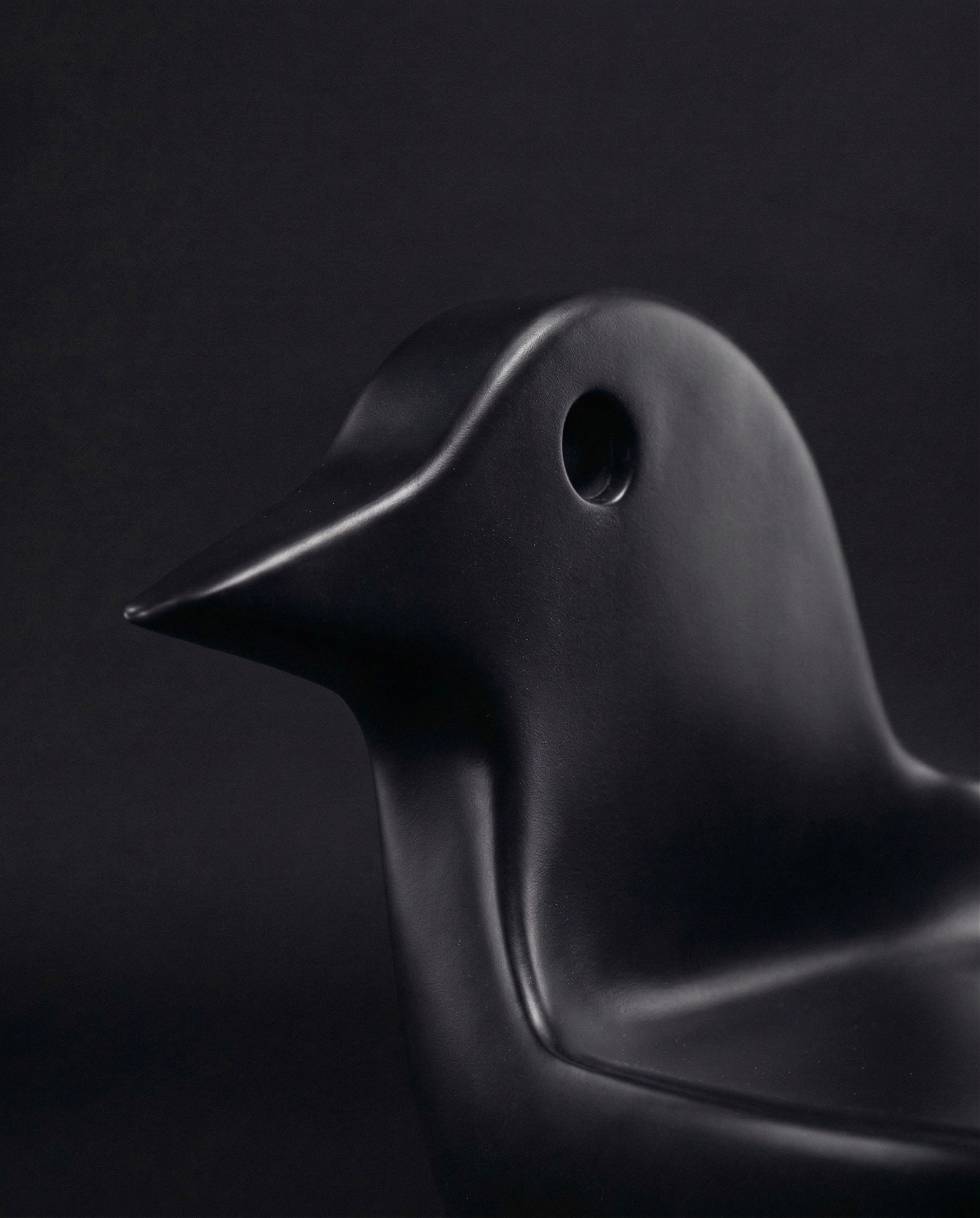 Raven Chair 5